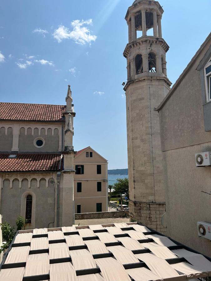 Apartments Villa Mira Kaštela Buitenkant foto